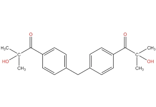 2-hidroxi-1-(4-(2-hidroxi-2-metilpropionil) benzil) fenil)-2-metilpropan-1-ona