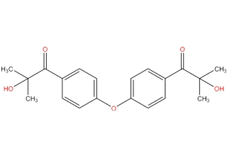 Fotoiniciador alfa-hidroxi-cetona tipo I 2-hidroxi-1-[4-[4-(2-hidroxi-2-metilpropionil) fenoxi] fenil]-2-metilpropanona