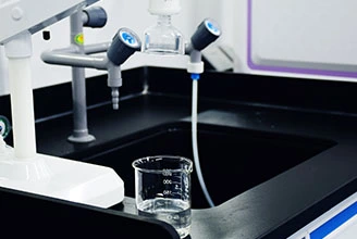 Processo de fabricação de antioxidantes de polímero