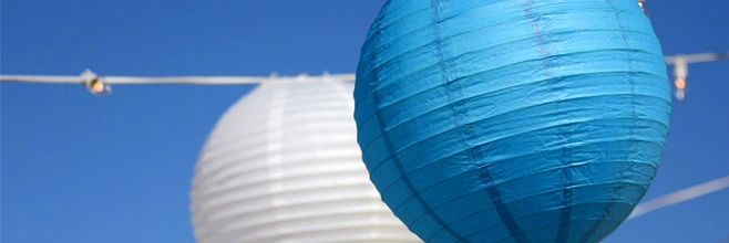 Quais materiais os danos UV?