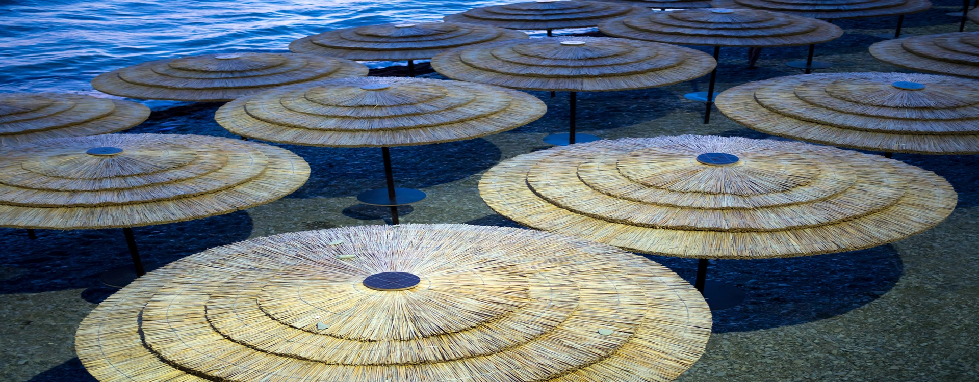 Absorvedor UV de benzoxazinona