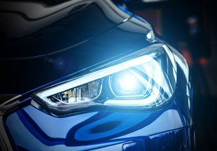 Fotoiniciadores catiônicos